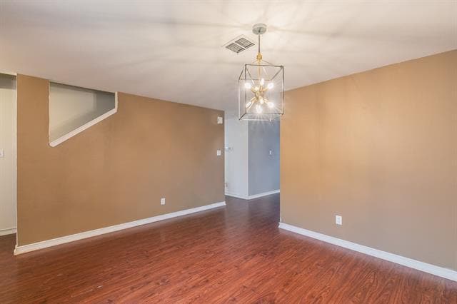 Foto del edificio - 8405 Shining Waters Ln
