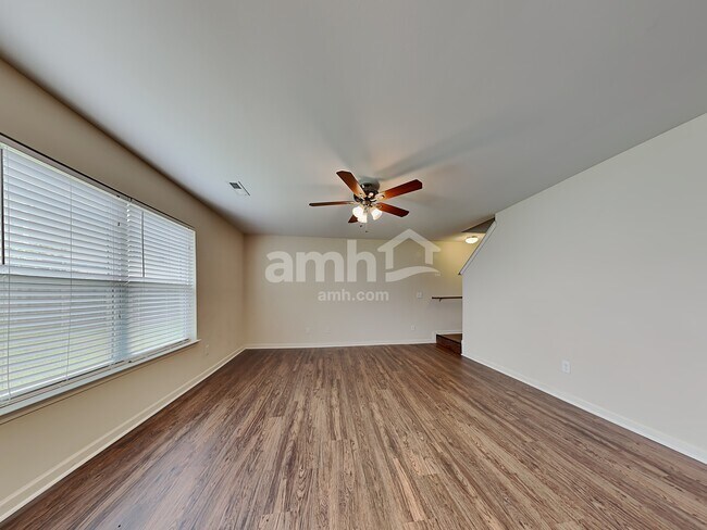Foto del edificio - 2330 Waverly Crossing Road