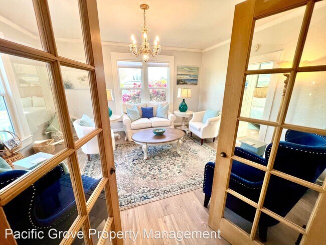 Building Photo - 4 br, 3 bath House - 518 Congress Avenue