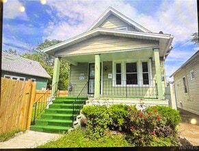 Building Photo - 191 Schuele Ave