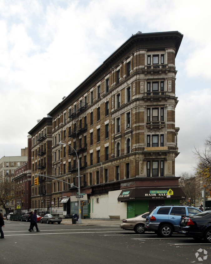 Building Photo - 1885 Seventh Ave