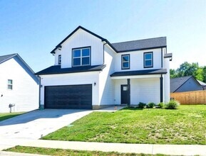 Building Photo - 307 Lugano Ln