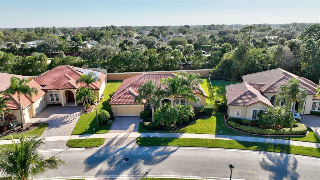 Foto principal - 827 SW Grand Reserves Blvd
