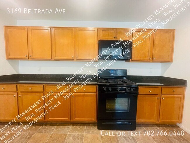 Foto del edificio - Welcoming 3 bd, 3 bth + Loft in Inspirada