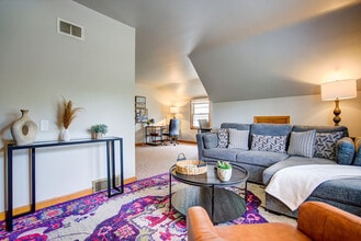 Building Photo - 3120 S 30th St