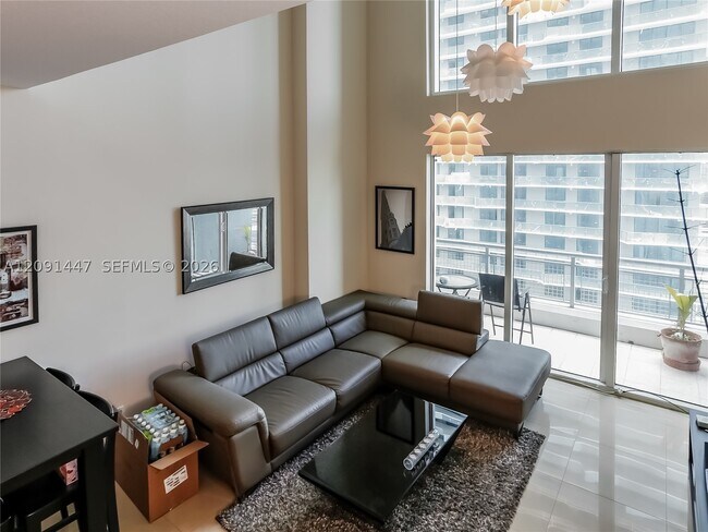 Foto del edificio - 60 SW 13th St