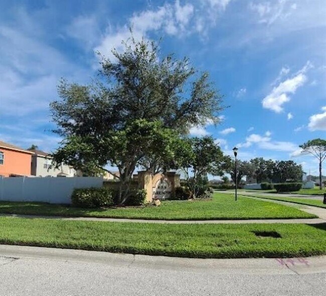 Building Photo - 1501 Rincon Dr
