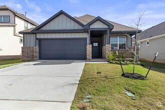 Building Photo - 305 Brooks Ranch Dr