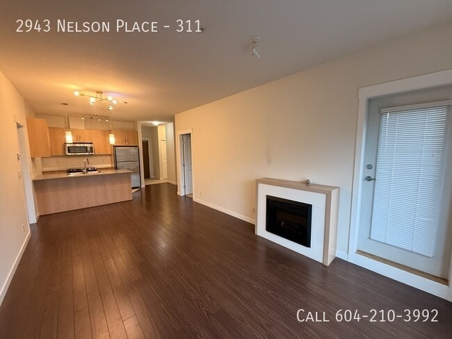 Building Photo - Spacious 2 Bedroom Condo