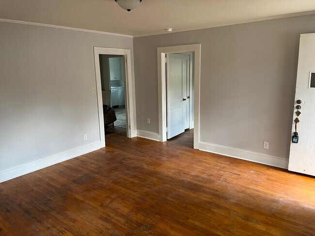 Building Photo - 357 Grice St