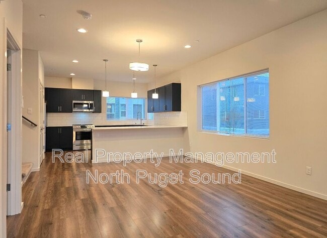 Building Photo - 17417 W Main St