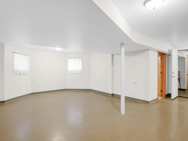 Building Photo - 8233 S Langley Ave