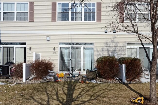 Foto del edificio - 672 Cobblestone Way