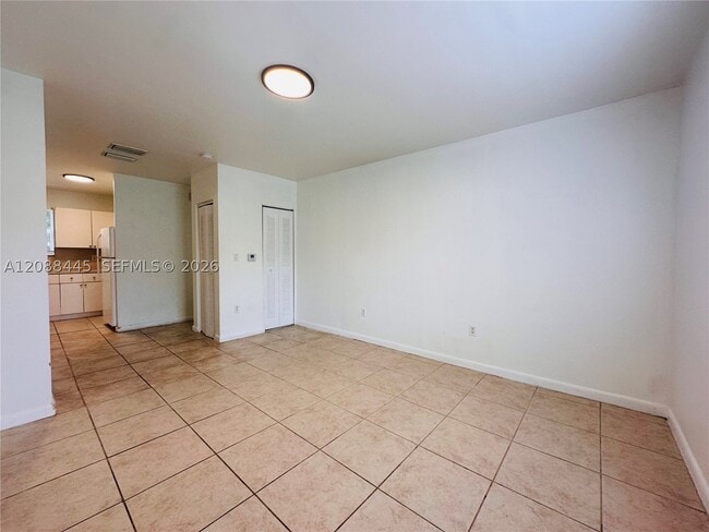 Building Photo - 573 NE 82nd St