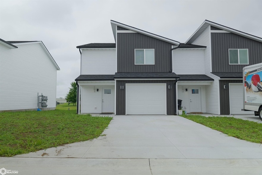 Primary Photo - 502 Layne Dr