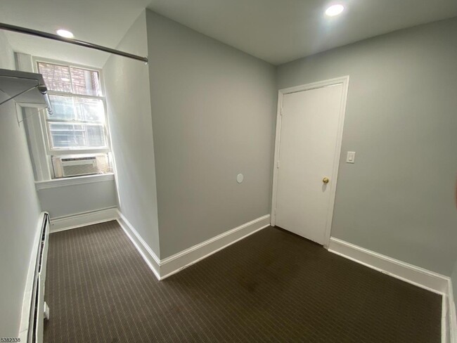 Building Photo - 241 Parker Ave