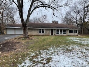 Building Photo - 614 Saddle Rd