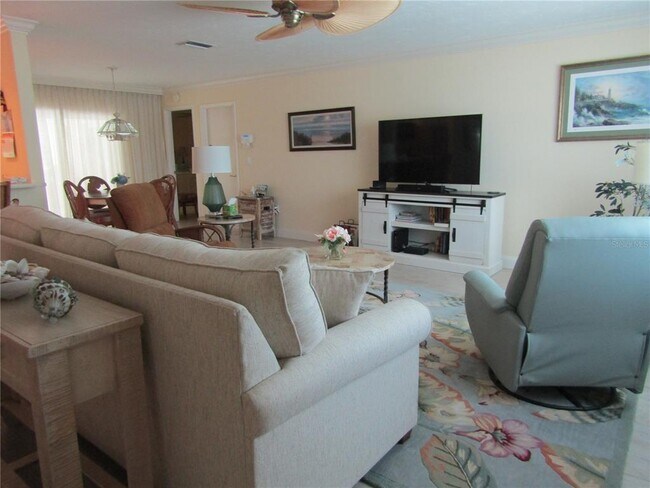 Foto del edificio - 4700 Greencroft Rd
