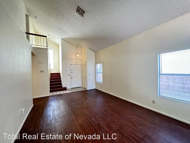 Building Photo - 4 br, 3 bath House - 3225 Oyster Bay Street