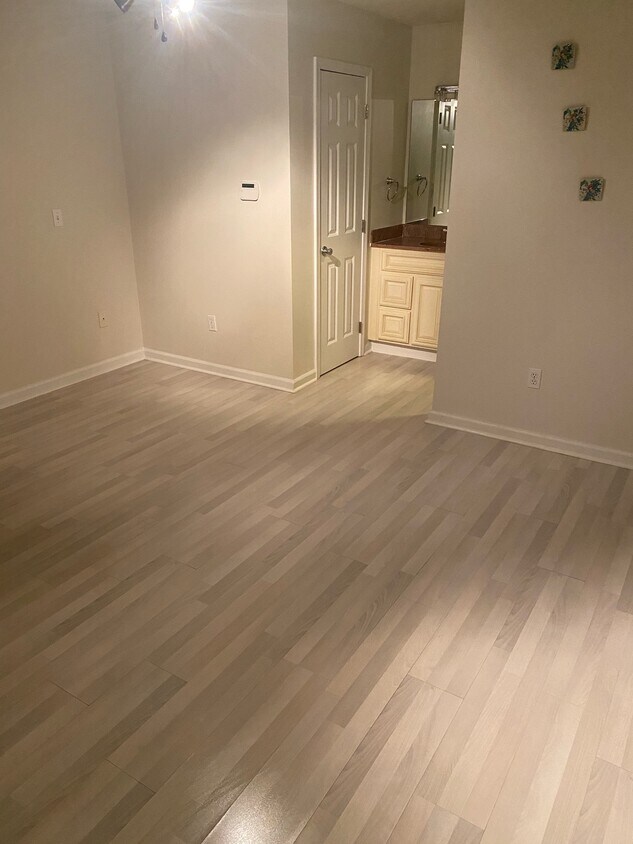 Foto principal - 3300 Stacie Dr