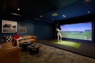 Golf and Sports Simulator - The Q De Soto