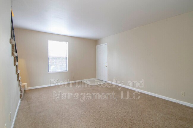 Foto del edificio - 1601 Minglewood Dr