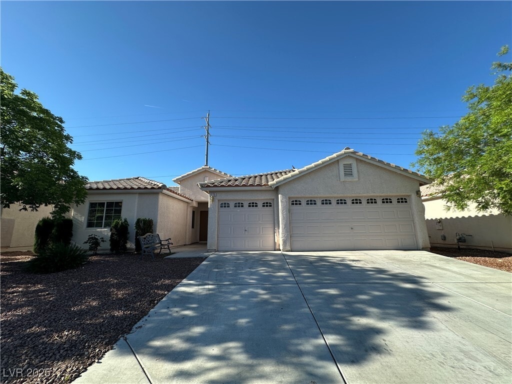 Primary Photo - 2525 Torch Ave