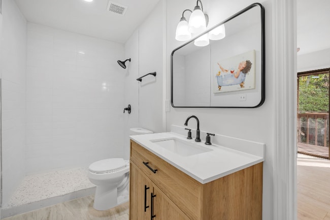 Photo - 2907 Woodrich Dr Apartment