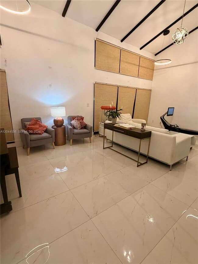 Foto del edificio - 8646 SW 94th St