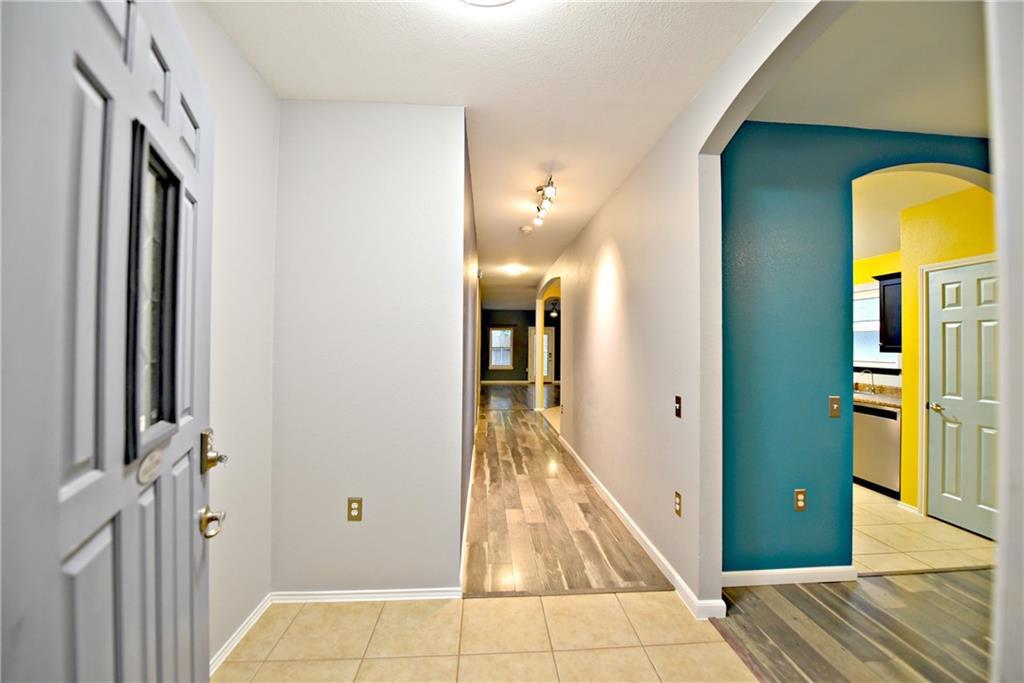 Foto principal - 5220 English Glade Dr
