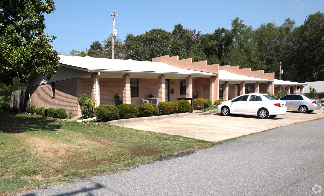 Eagle Creek Apartments in Sherwood, AR