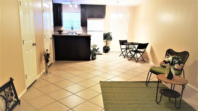 Foto del edificio - 411 S 48th Ln
