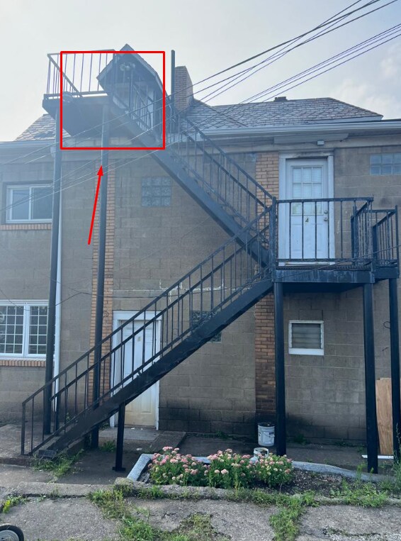 1139 5th Ave Unit 5, East McKeesport, PA 15035