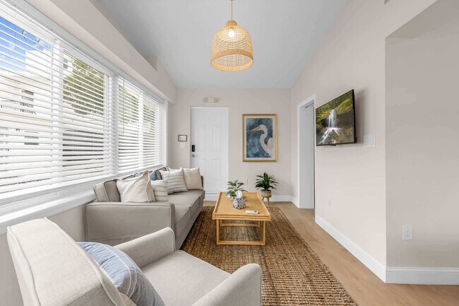 Foto del edificio - 637 S Orlando Ave