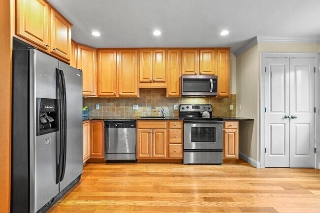 Foto del edificio - 224 Robbins St