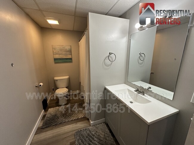 Foto del edificio - 2463 N 45th St