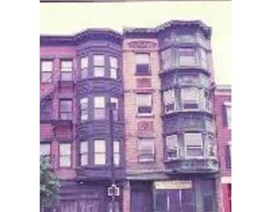 Building Photo - 1023 Tremont St