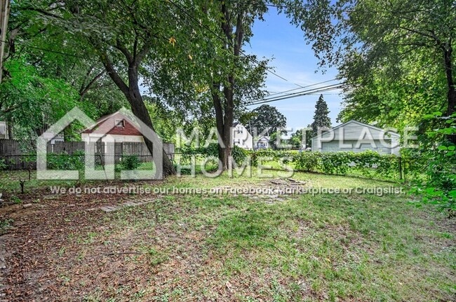 Building Photo - 8242 Jackson Ave