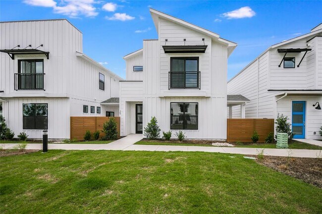 Foto del edificio - 7601 Cooper Ln