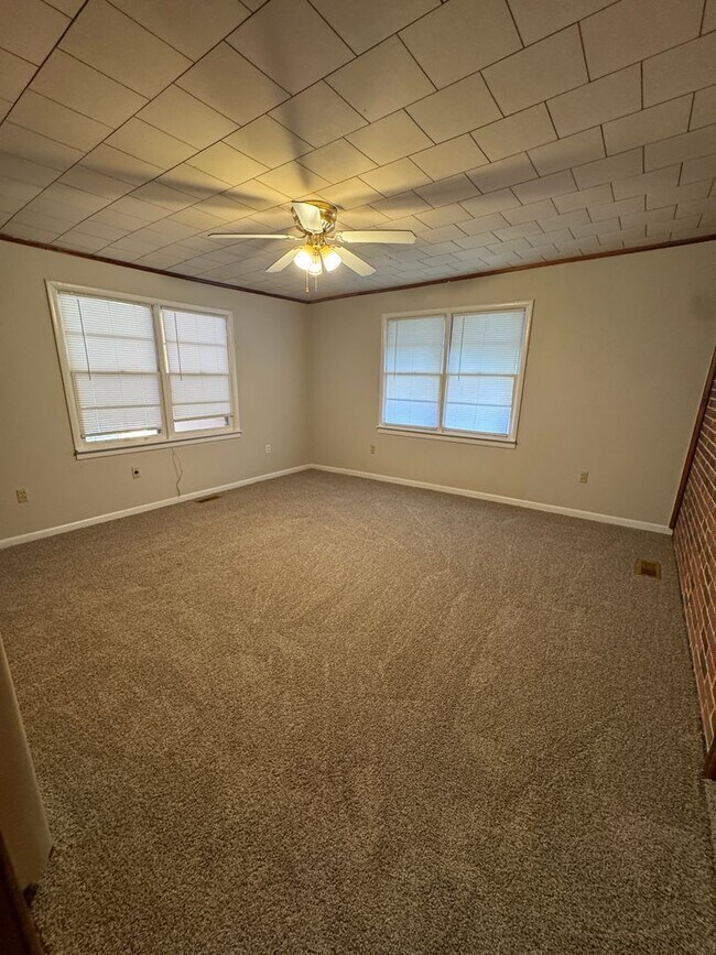 Foto del edificio - 1004 Maplewood Ave