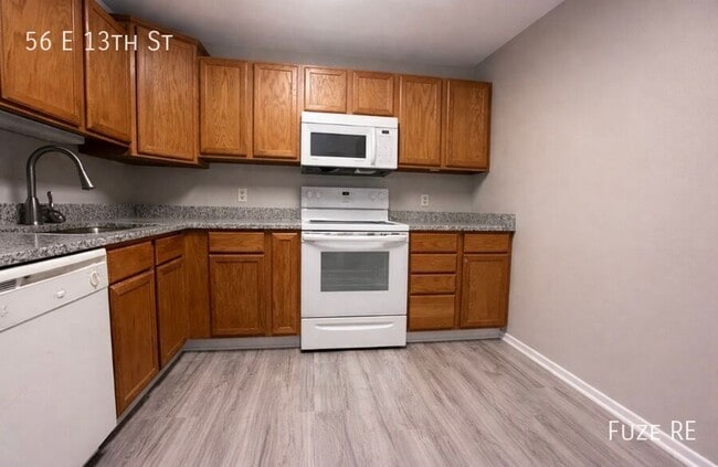 Building Photo - 56 E 13th St