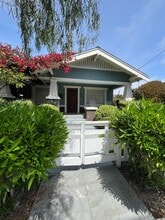 Building Photo - 502 Nebraska Ave