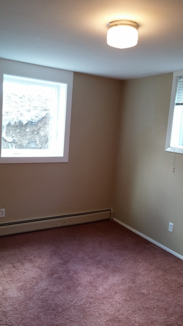 Building Photo - 907 W Villard St