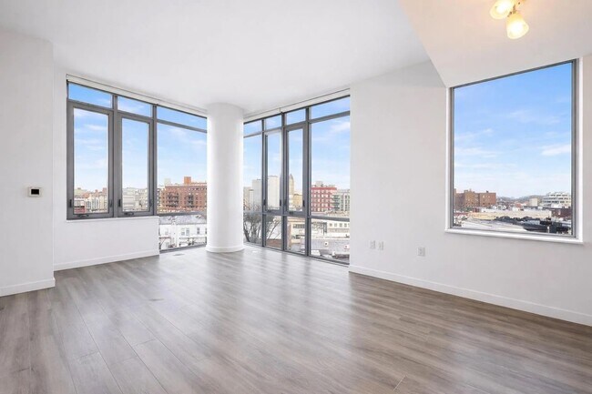 Foto del edificio - 1524 Sheepshead Bay Rd