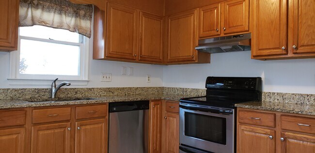 Foto del edificio - 2538 Cottage Pl