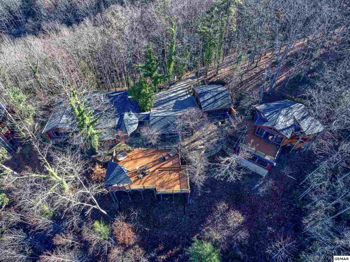 646 Jefferson Rd, Gatlinburg, TN 37738 House Rental in Gatlinburg, TN