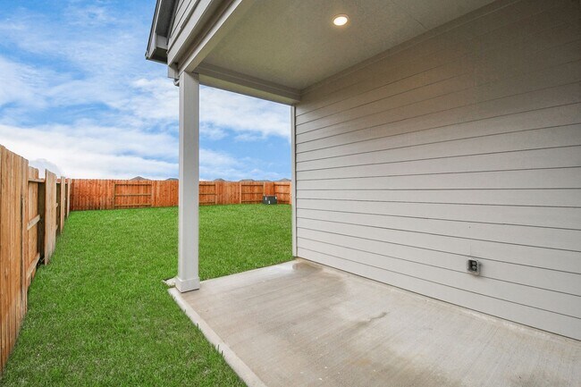 Foto del edificio - 21023 Treasure Gate Ln