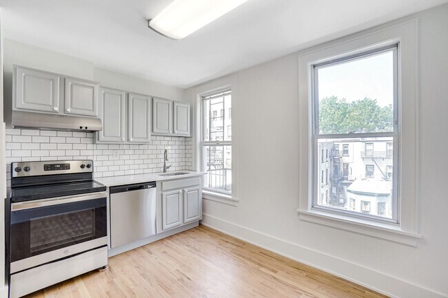 Foto del edificio - 274 Montgomery St