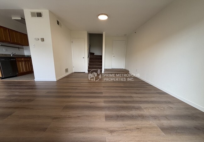 Foto del edificio - 3830 Fairfax Way