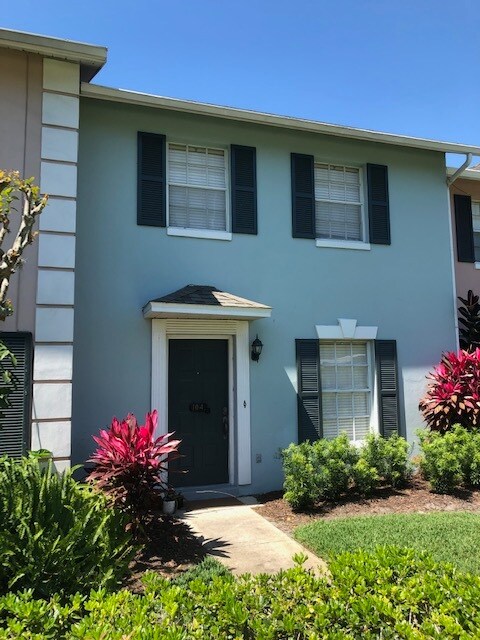 Primary Photo - 104 S primrose Dr